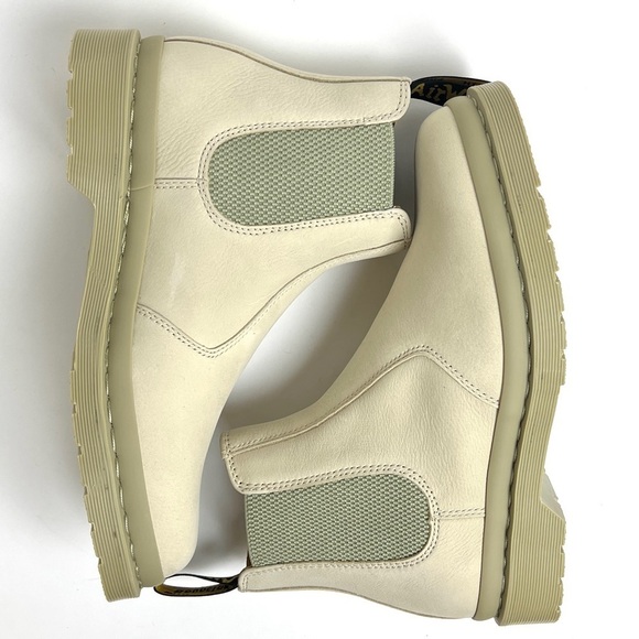 Dr. Martens 2976 Chelsea Boots - NWOT sz 10 - Picture 9 of 16